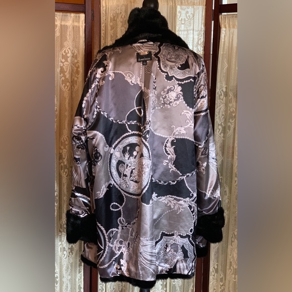 DENNIS BASSO FULLY LINED BLACK FAUX FUR COAT - SZ LARGE - Picture 11 of 16